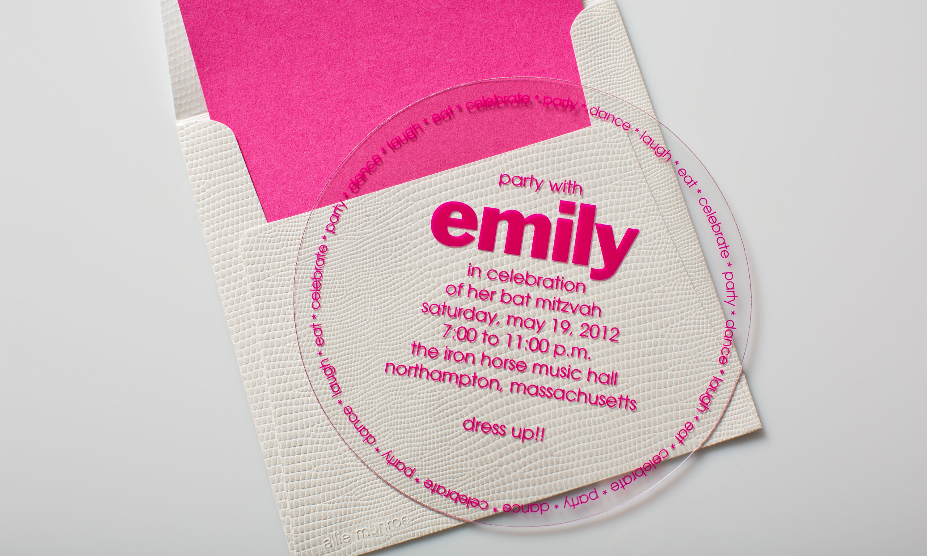 emily-allie-munroe-flexible-plastic-silkscreen-mitzvah-invitation-modern-circle-1